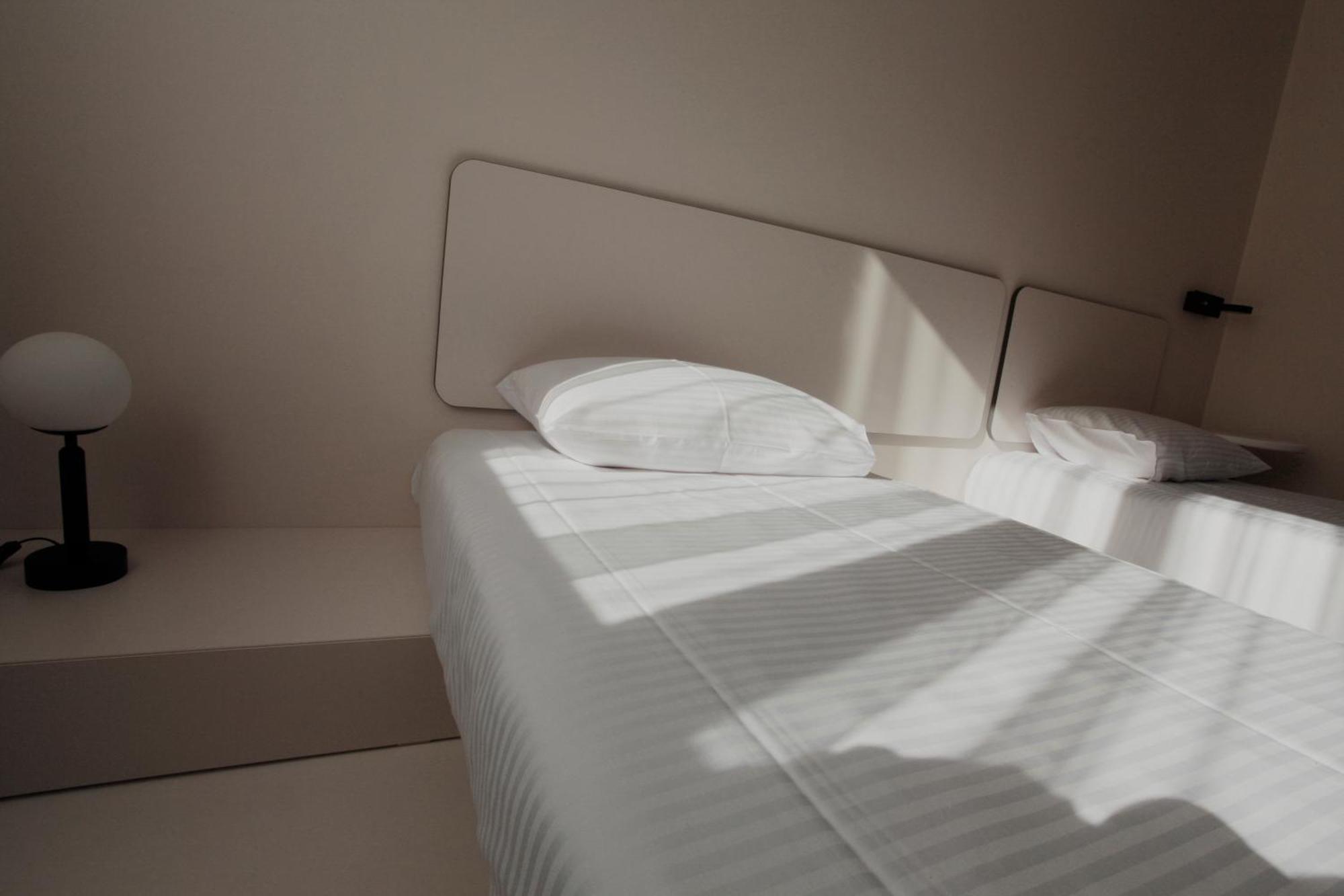 Ultramarinn Hotel Oldenburg Bagian luar foto